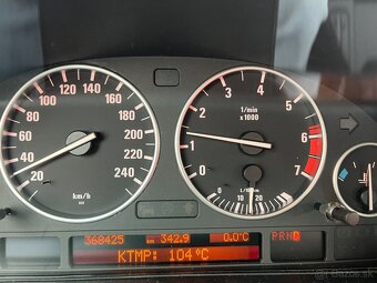 BMW 540i AT - ind. farba Silverstone - 8