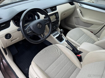 Škoda Octavia Combi 1.6 TDI 110k Style - 8