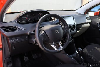 Peugeot 208 1.2 PureTech Allure E6.2 - 8