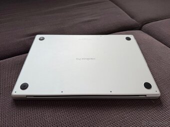 MacBook Pro 16 inch M1 2021 silver - 8