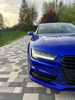 Audi A7 - 8
