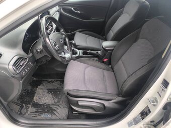 Hyundai i30 CW 1.6 CRDi Comfort - 8