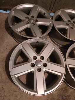 4ks alu disky orig. Jeep 5x114,3 r18 - 8
