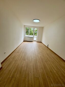 Predám 3 izbový byt s balkónom v Humennom - 8