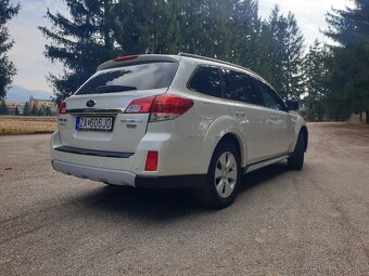 Subaru Outback 2.0D - 8