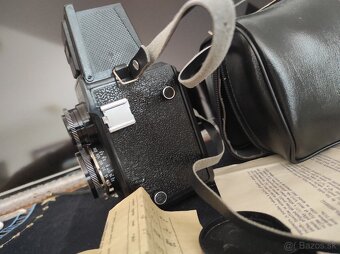 Starý fotoaparát Lubitel 166B - 8