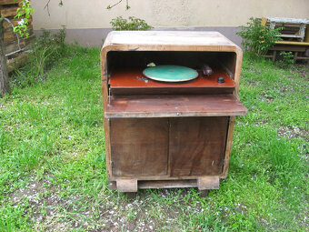Retro gramoskrinka Supraphon - 8