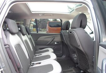 Citroën C4 Picasso HDi 7-miestne / Panorama - 8