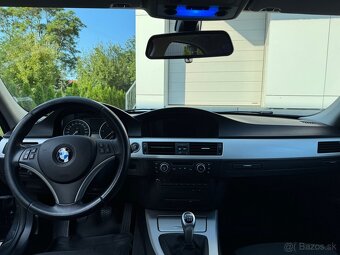 BMW E90 320d facelift - 8