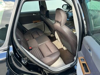 Volvo V50 2.0D Kinetic - 8
