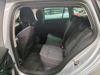 ŠKODA Octavia Combi Clever 2.0 TDI 110KW DSG automat - 8