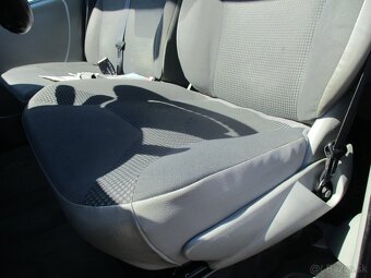 OPEL VIVARO 1,9 CDTI L2H1 2.9T bez koroze 10/2010 - 8