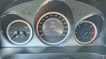 Mercedes C 2011 - 8