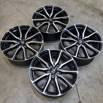 Hliníkové Toyota disky 5x114,3 R20 8,5J ET45 - 8