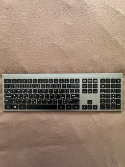 Bezdrôtová Bluetooth klávesnica - 8