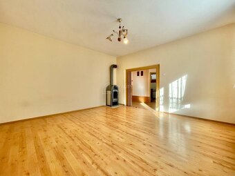 Rodinný dom v Rosine pri Žiline s pozemkom 1245m2 - 8