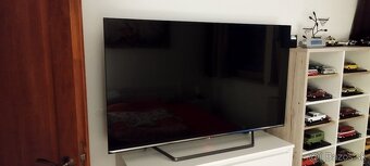 Predám ako nový 55" (139 cm) QLED 4K SMART TV HISENSE 55U7Q - 8