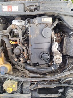 Audi a4 b6 1.9 tdi 96 kwrozpredam - 8