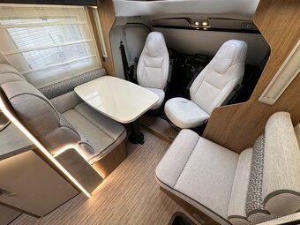 OBYTNÝ AUTOMOBIL MiLLER MONTANA - 8