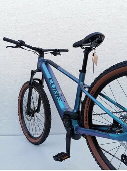 Cube Reaction Hybrid Race 750 switchblue´n´black L. 1235 - 8