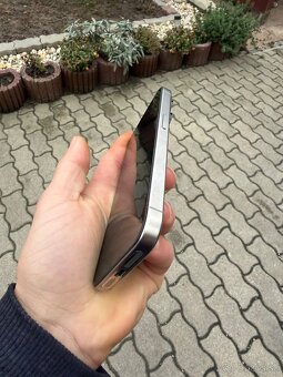 iPhone 15 pro 128gb - 8