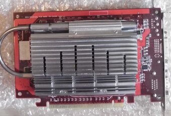Historicke graficke karty AGP, PCI-E - 8