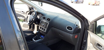 Ford Focus kombi - 8