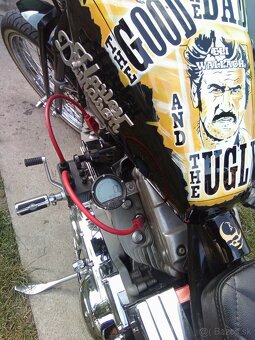 Harley Davidson 883 - 8