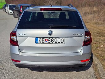 Škoda Octavia 3 2.0 TDI DSG - 8
