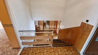 Ponúkam na predaj RODINNÝ DOM Nesvady - 8