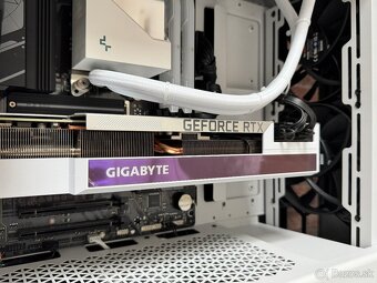 Ryzen 9 9950X\32GB\RTX 3080\SSD\850W Zdroj - 8
