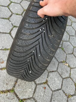 BMW 205/55 R16 - 8