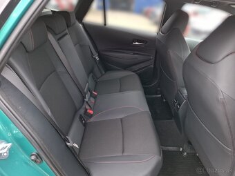 Toyota Corolla Combi 2,0 Hybrid GR Sport - 8