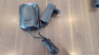 Bosch aku kladivo - 8
