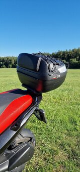 Aprilia SR Max 125 – spoľahlivý parťák na cesty aj výlety - 8