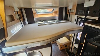 170PS 2023 5míst obytné auto karavan velmi pěkný stav - 8