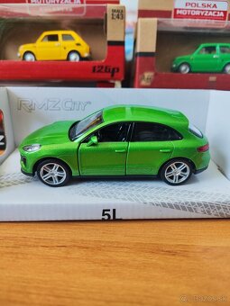 Modely áut Porsche, Jaguár - 8