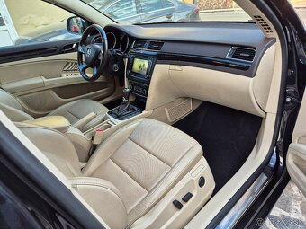 Škoda Superb Combi 2.0 TDI CR 170k L&K 4x4 DSG - 8