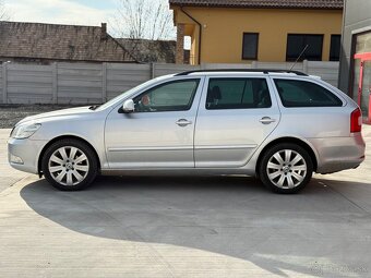 Škoda Octavia Combi 2.0 TDI Elegance DSG - 8