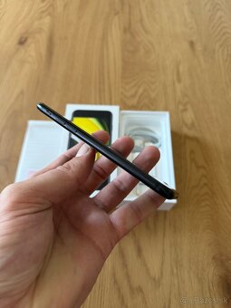 iPhone SE 2020 64 gb Black - 8