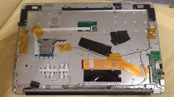 Predám na náhradné diely Umax Visionbook 14WR Plus. - 8