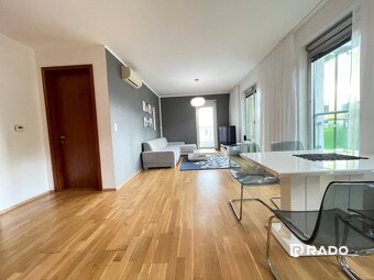 RentHub | Krásny moderný priestranný 2-izb. byt s parkovaním - 8