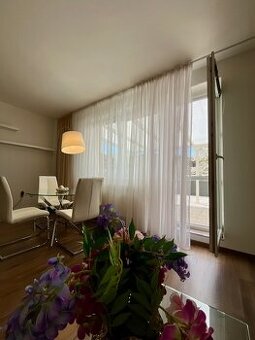 3.izb.byt 112 m2, s terasou o veľkosti 50m2 a garážou - 8