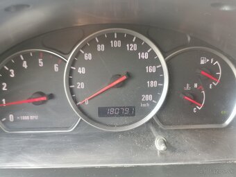 Suzuki Grand Vitara - 8
