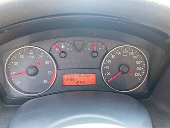 Fiat Stilo 1.6i 16V 76kW, benzín - 8