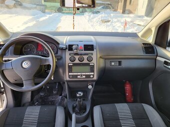 VW Touran - 8