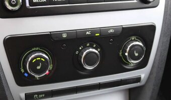 Škoda Octavia facelift 1.9tdi 77kw - 8