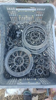 Predám diely Zetor - 8