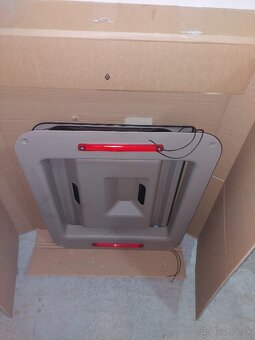 STREŠNÉ OKNO SCANIA - 8