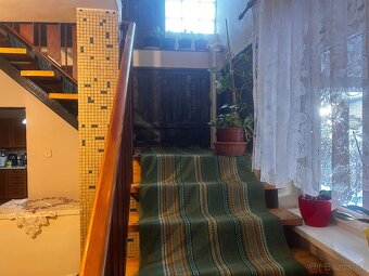 🌳 RODINNÝ KOMPLEX PLNÝ PRIESTORU A SÚKROMIA - 8